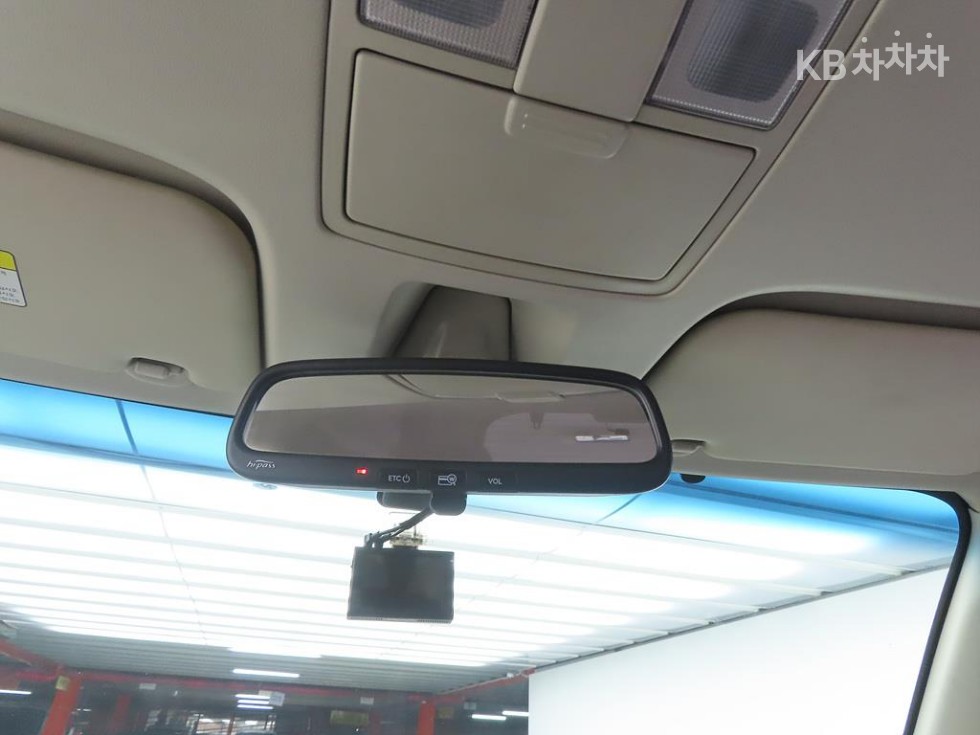 2012 - kia ray