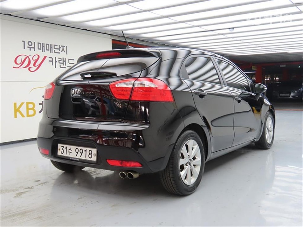 2014 - kia pride
