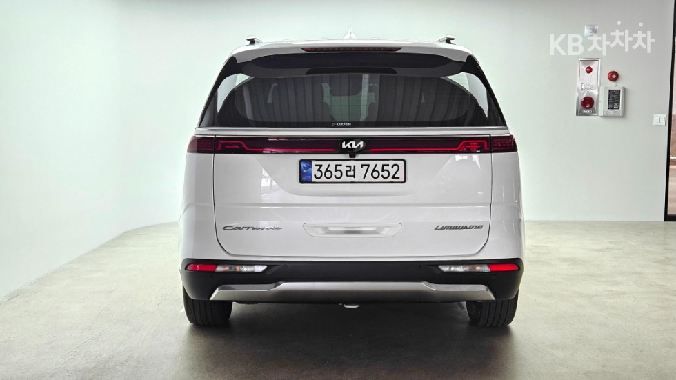 2021 - kia carnival