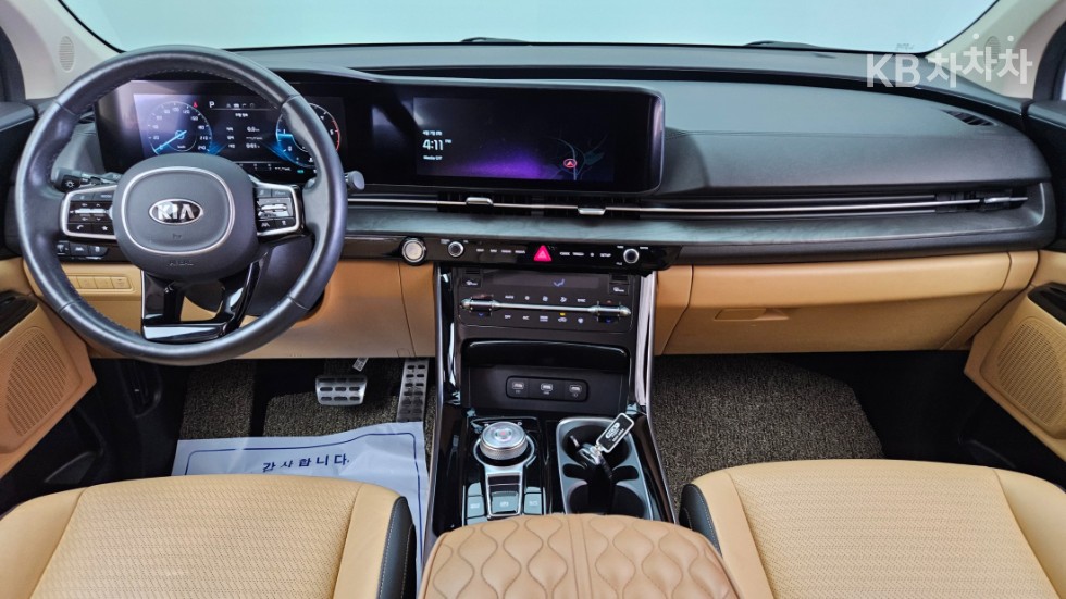 2021 - kia carnival