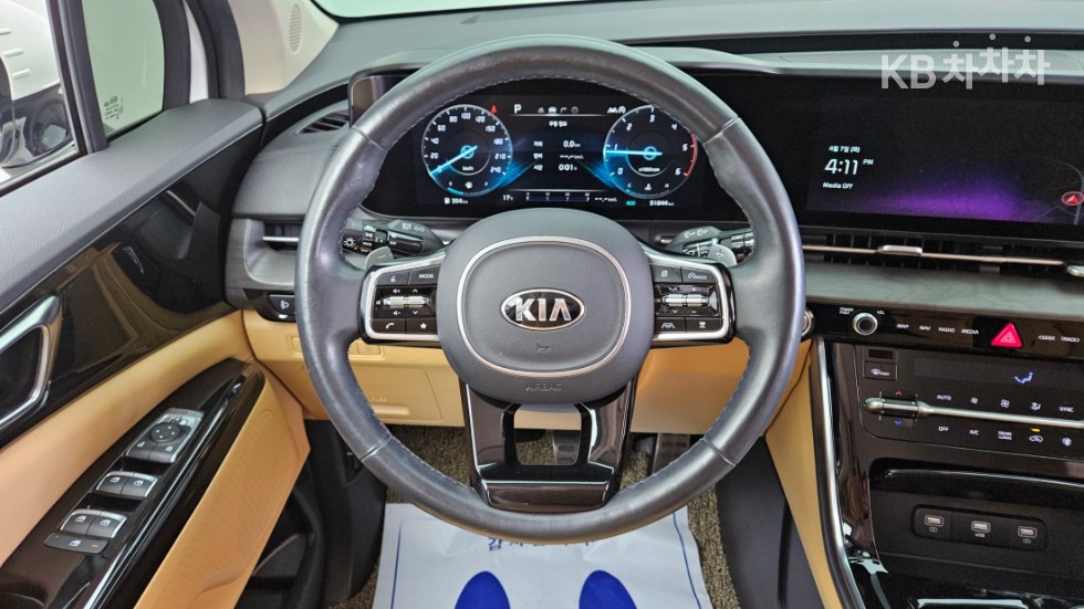 2021 - kia carnival