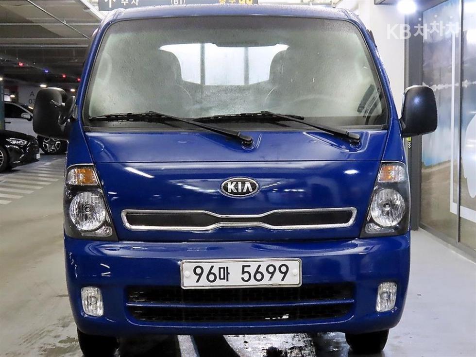 2014 - kia bongo iii