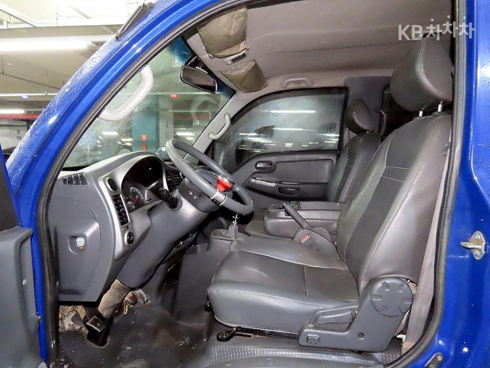 2014 - kia bongo iii