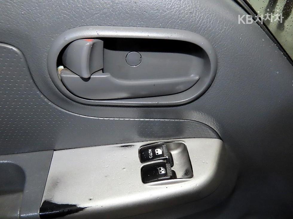 2014 - kia bongo iii