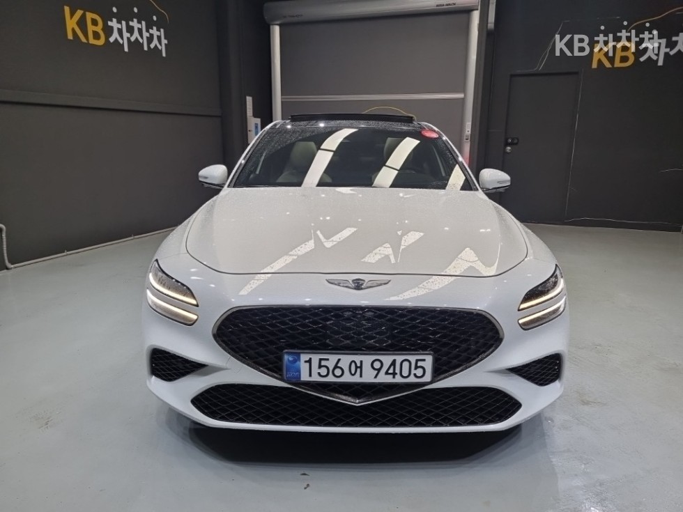 2022 Genesis G70 photo