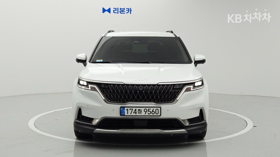 2023 - kia carnival