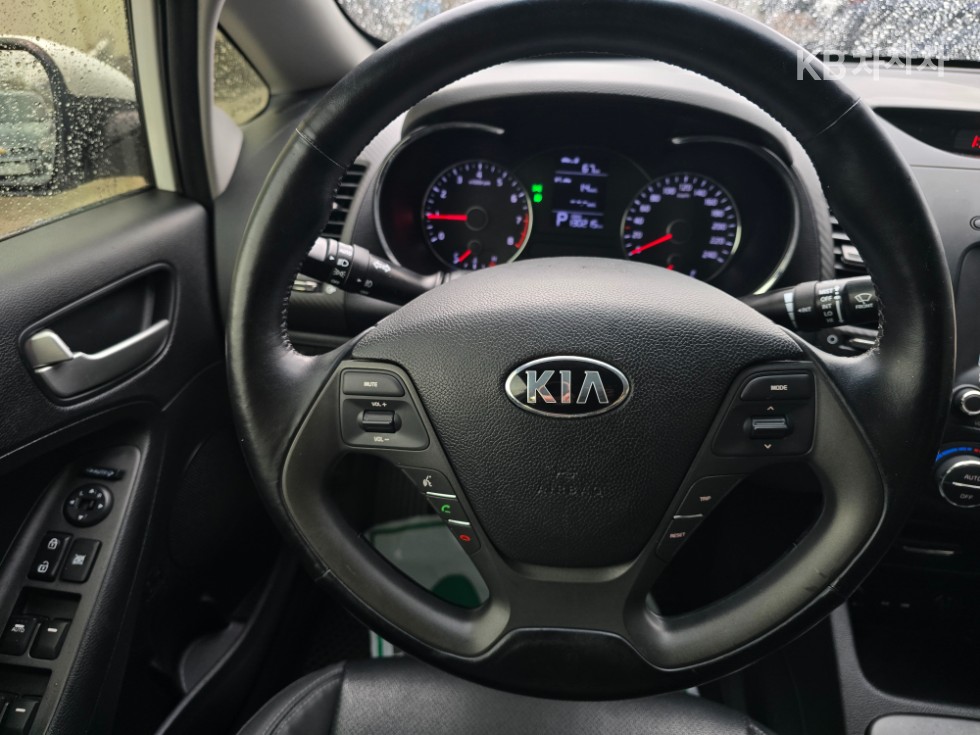 2013 - kia k3