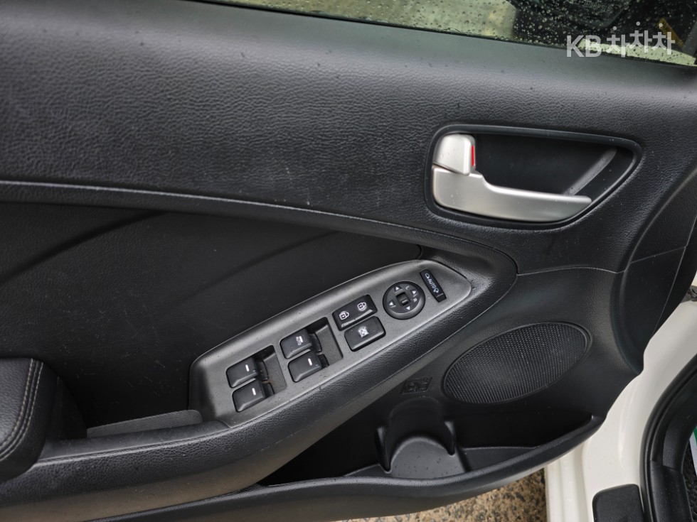 2013 - kia k3