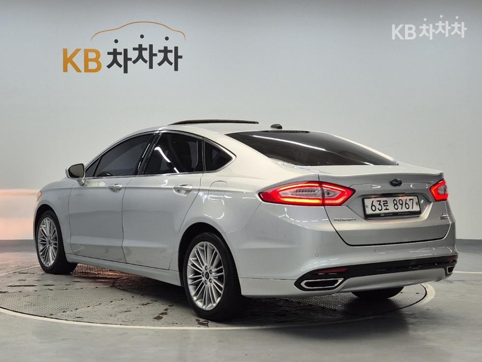 2014 - ford fusion