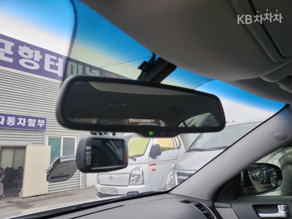 Kia K7 — miniaturë 13