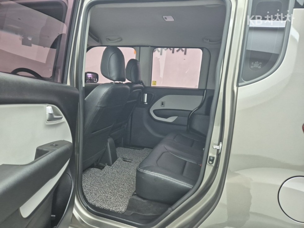 2016 - kia ray