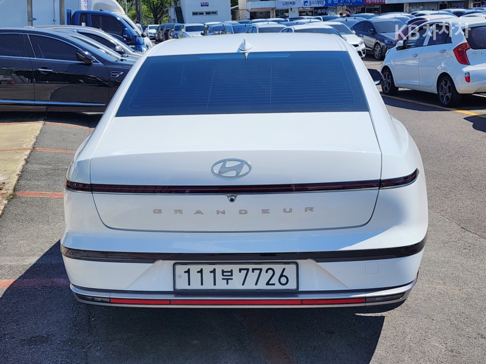 Hyundai Grandeur — miniaturë 2