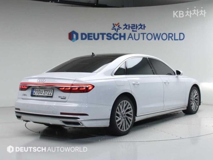 Audi A8 D5 50 TDI Quattro LWB — фото 2