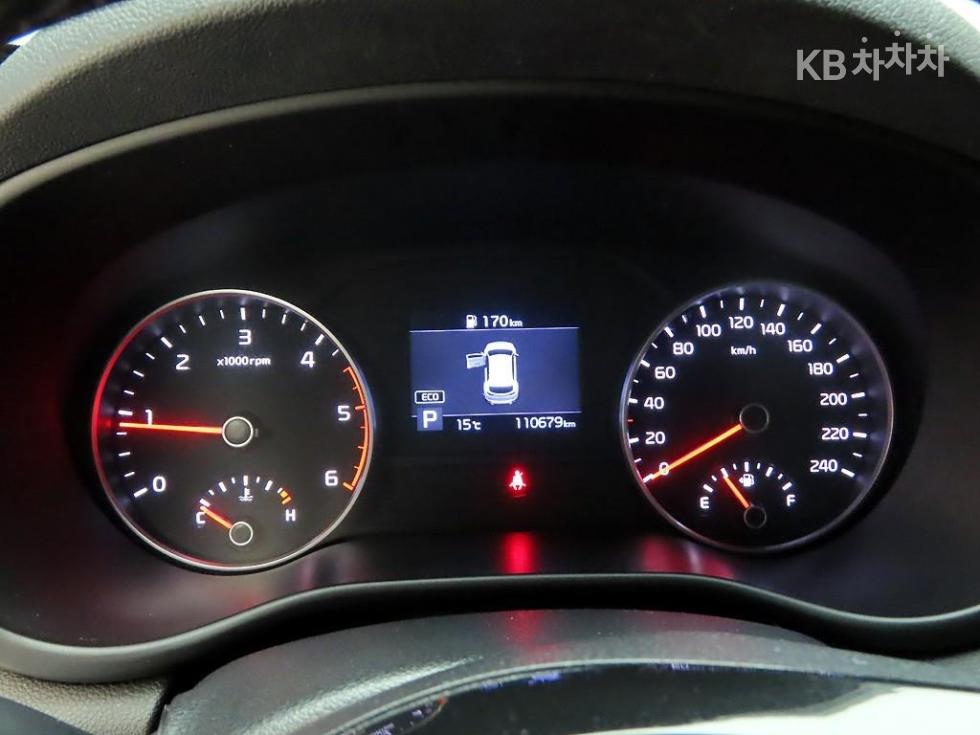 2020 - kia sportage