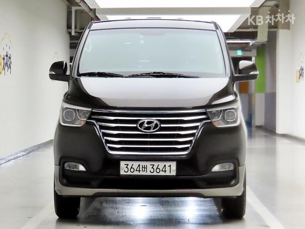 Hyundai Grand Starex