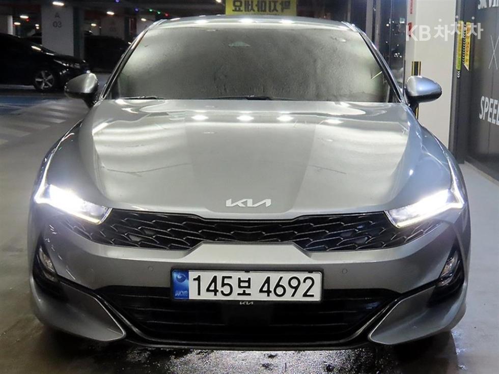 2023 - kia k5