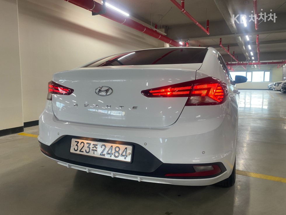 Hyundai Avante — miniaturë 2