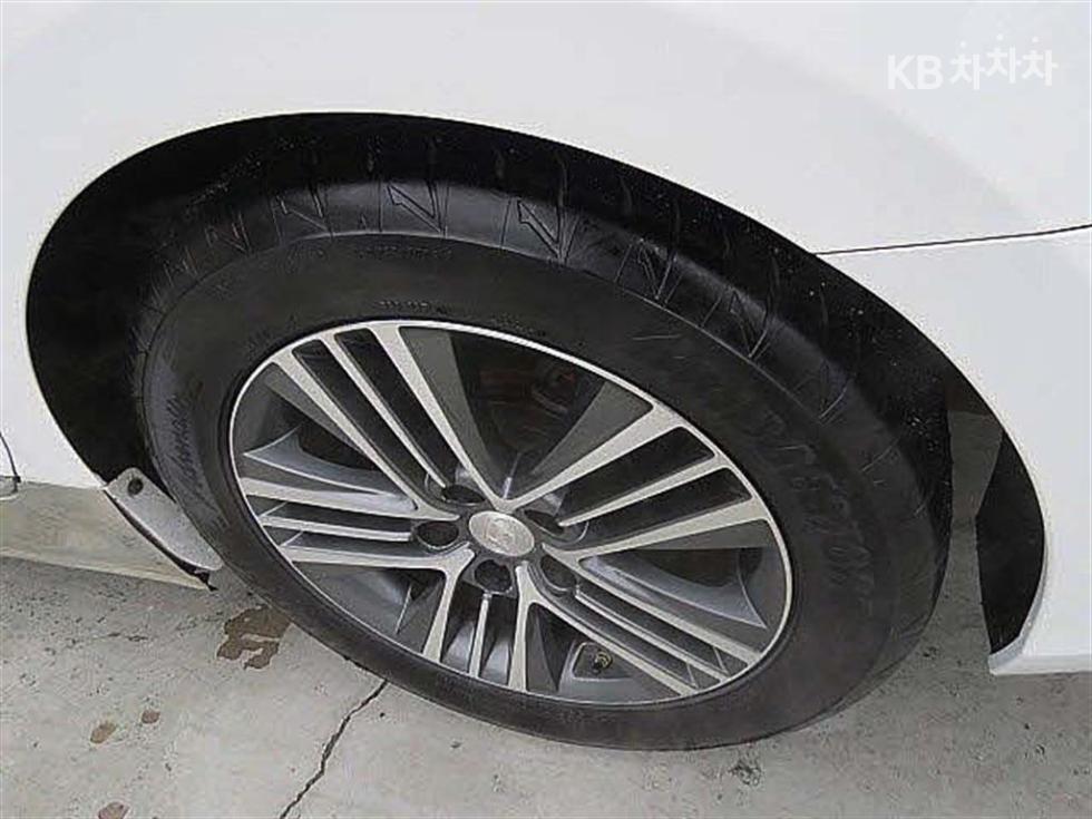 Hyundai Grandeur — miniaturë 20
