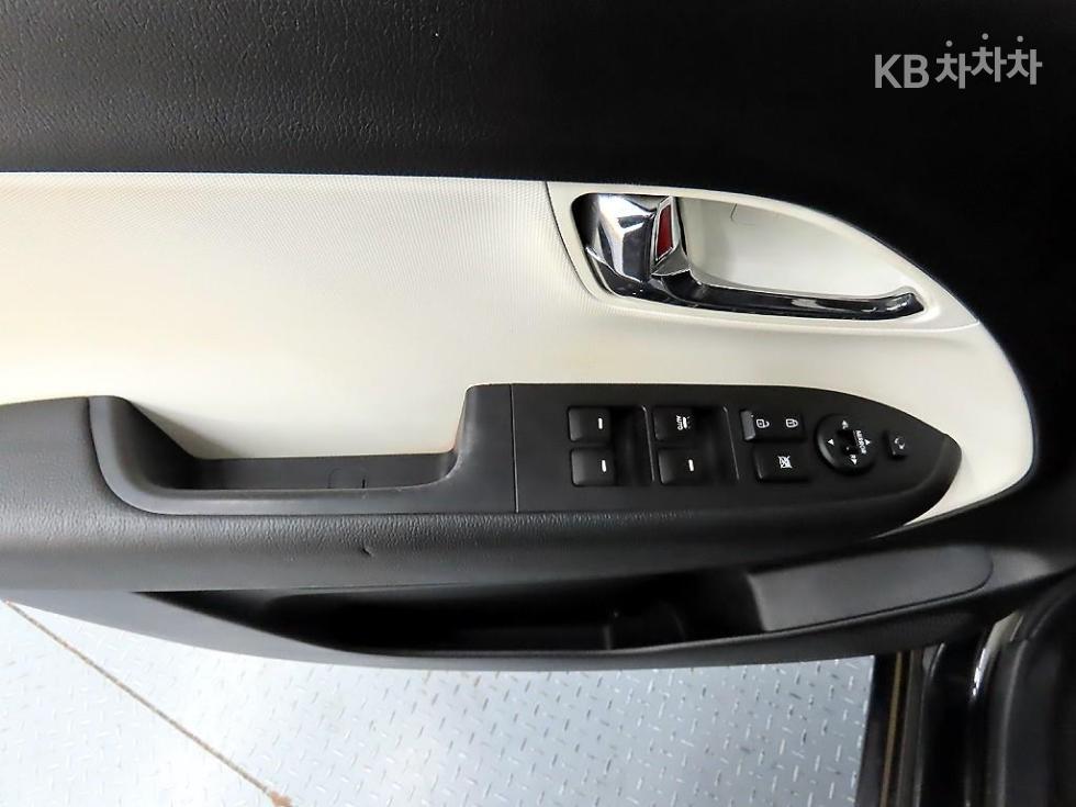 2013 - kia ray