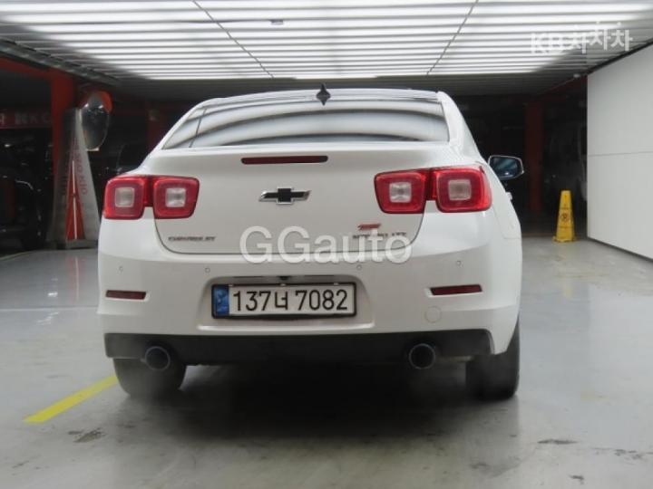 Chevrolet Malibu 2.0 LTZ Deluxe Pack Black Wheel 4