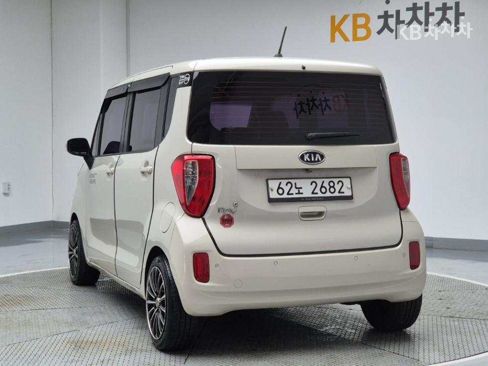 2013 - kia ray