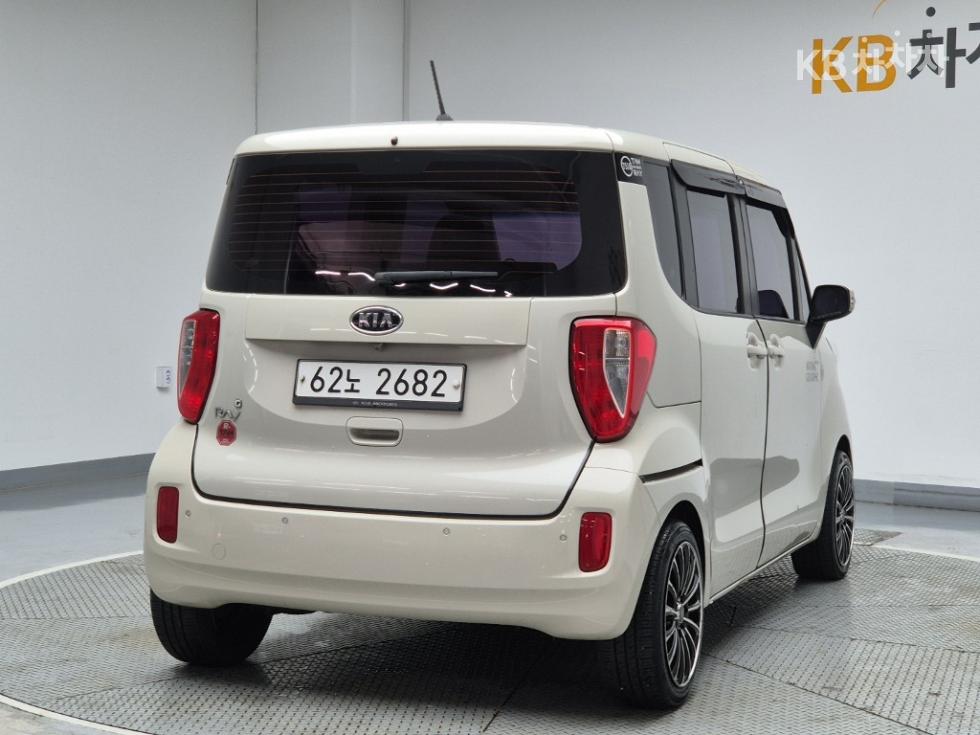 2013 - kia ray