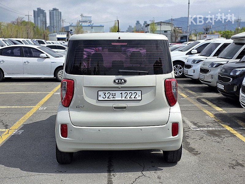 2012 - kia ray