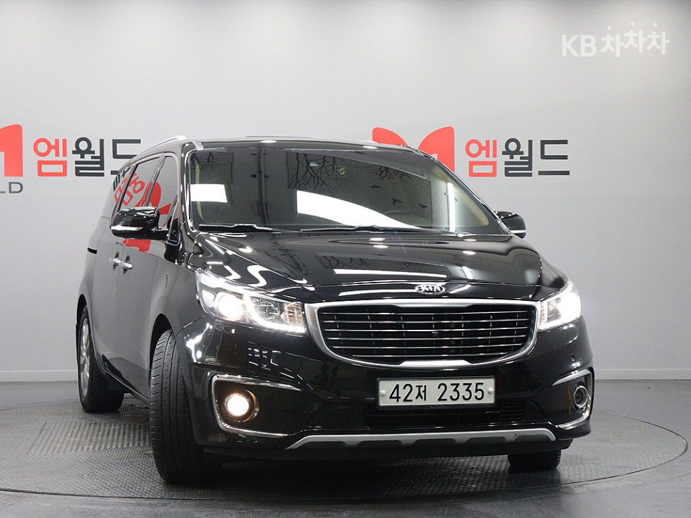 2017 - kia carnival