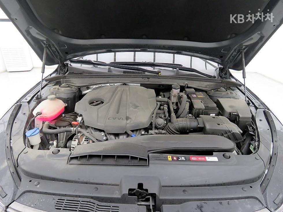 2021 - kia k5
