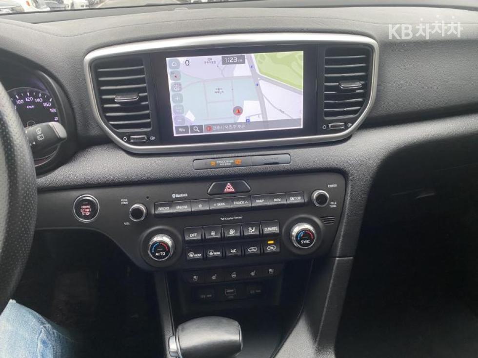 2019 - kia sportage