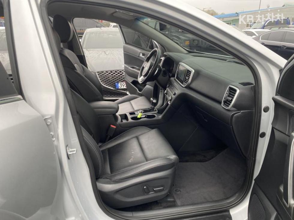 2019 - kia sportage