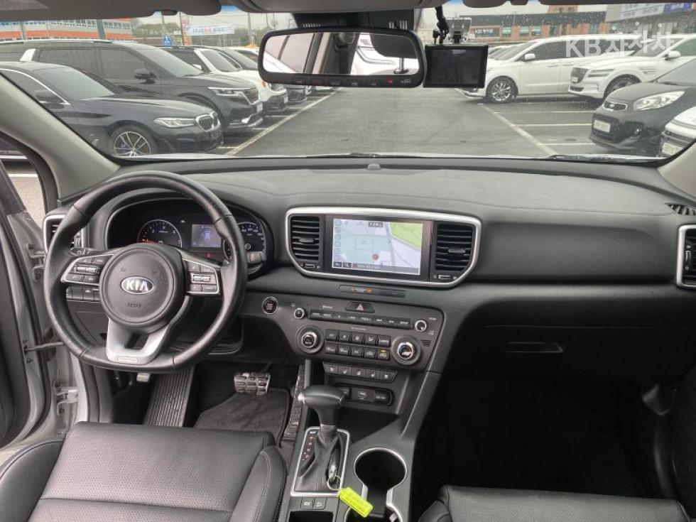 2019 - kia sportage