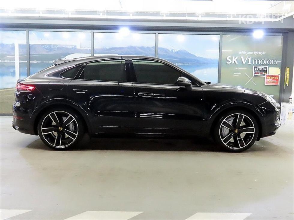 2020 Porsche (9Y0) photo