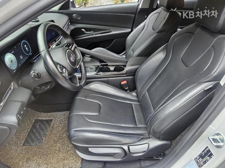 Hyundai Avante CN7 1.6 Gasoline Modern 8