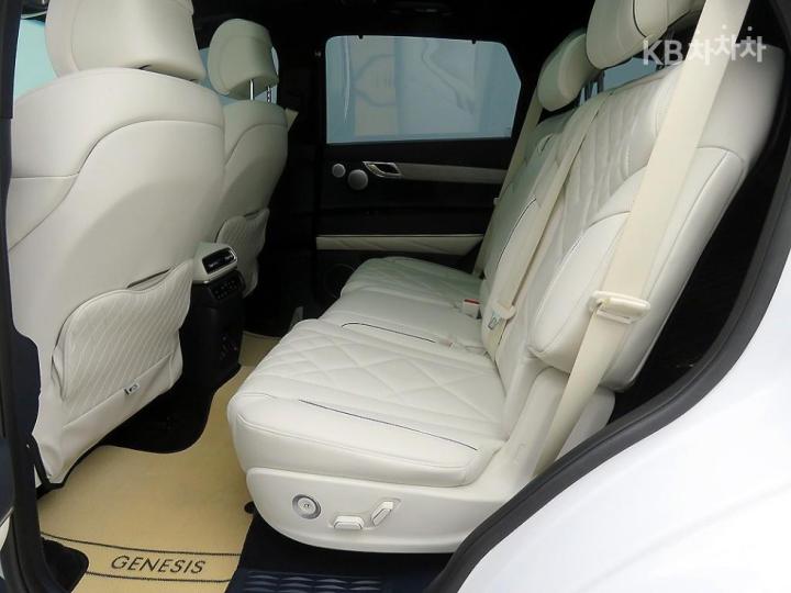 Genesis GV80 2.5 Turbo Gasoline AWD 9