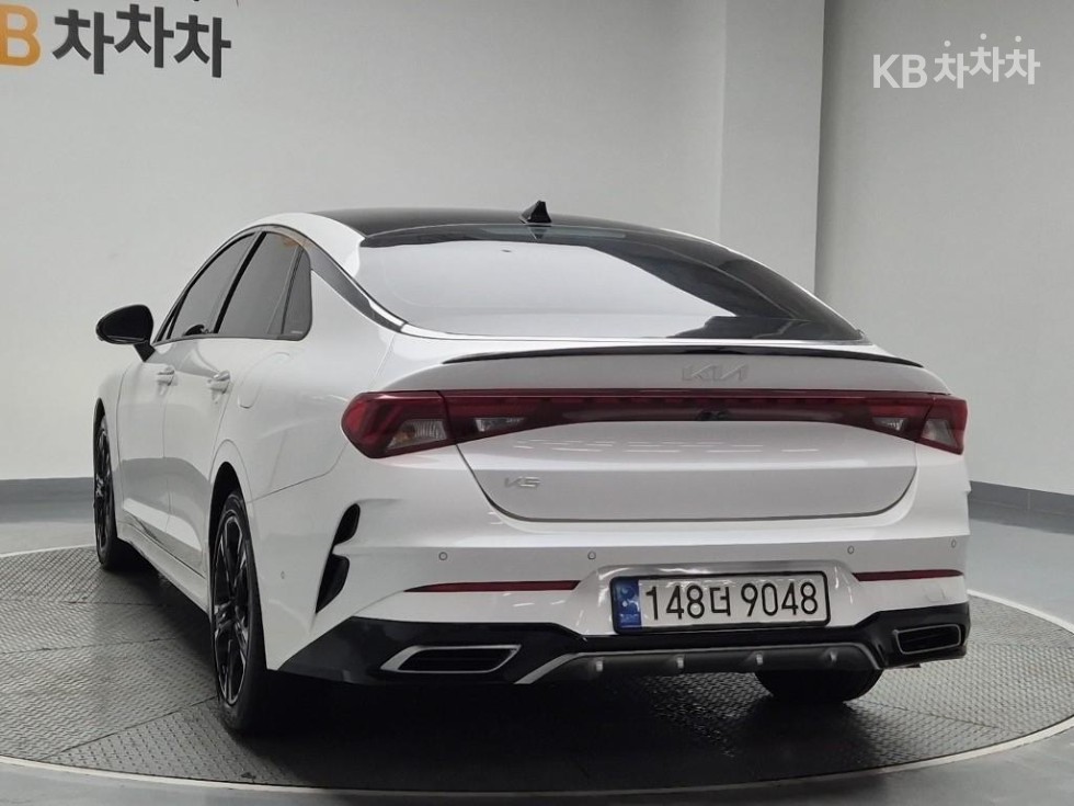2023 - kia k5