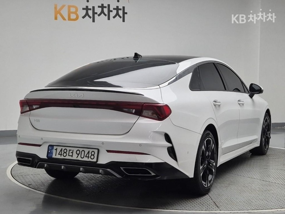 2023 - kia k5