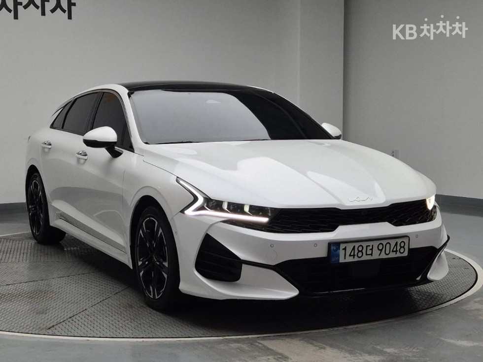 2023 - kia k5