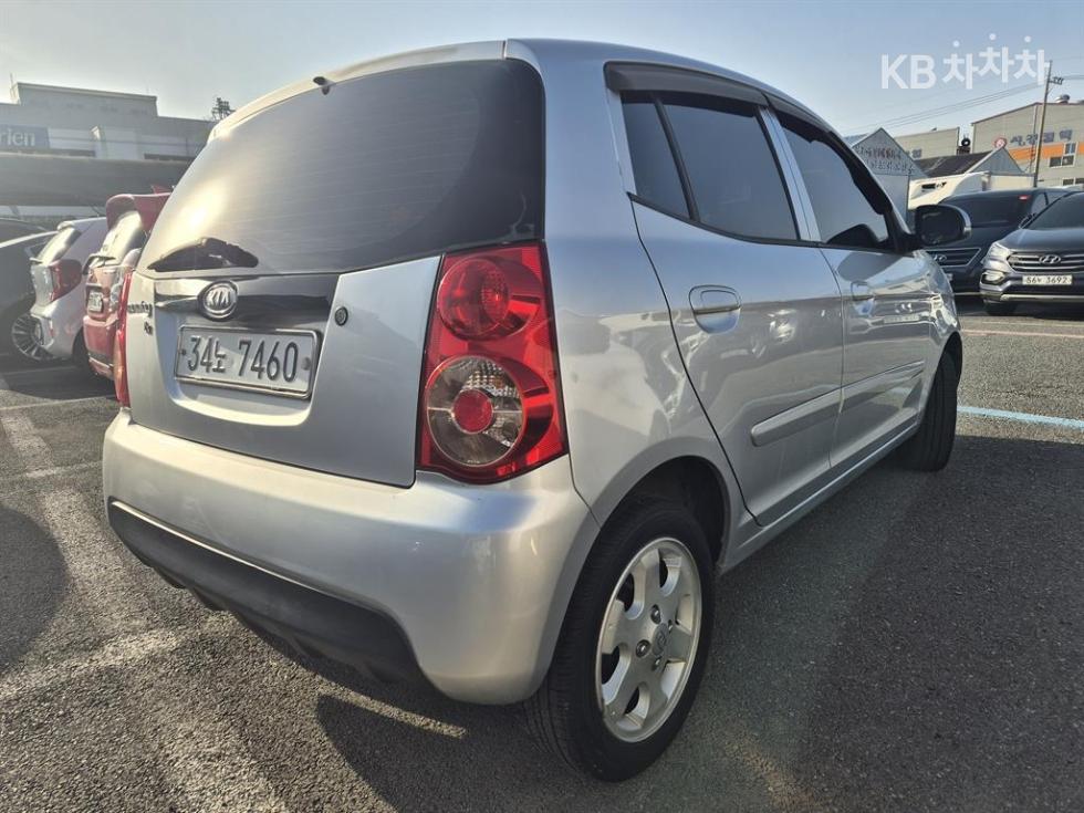 2011 - kia morning