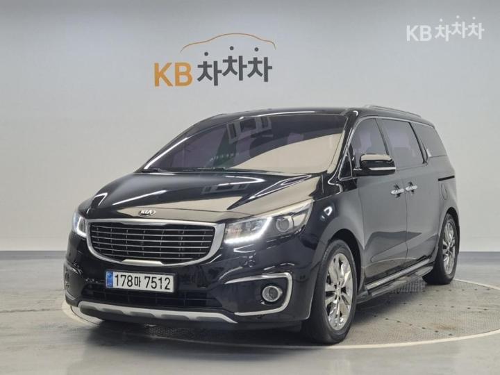 Kia Carnival 2.2 Diesel Prestige 2