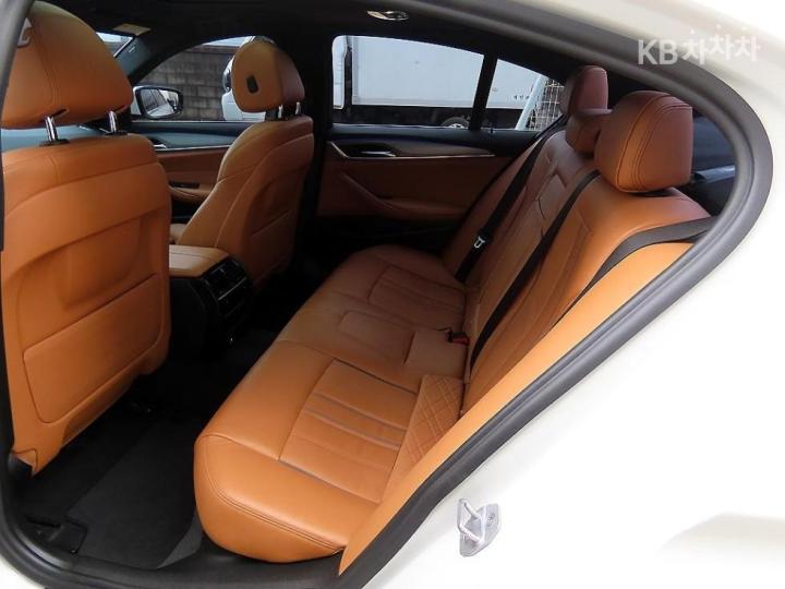 BMW 5 Series G30 530i xDrive M Sport Plus 7