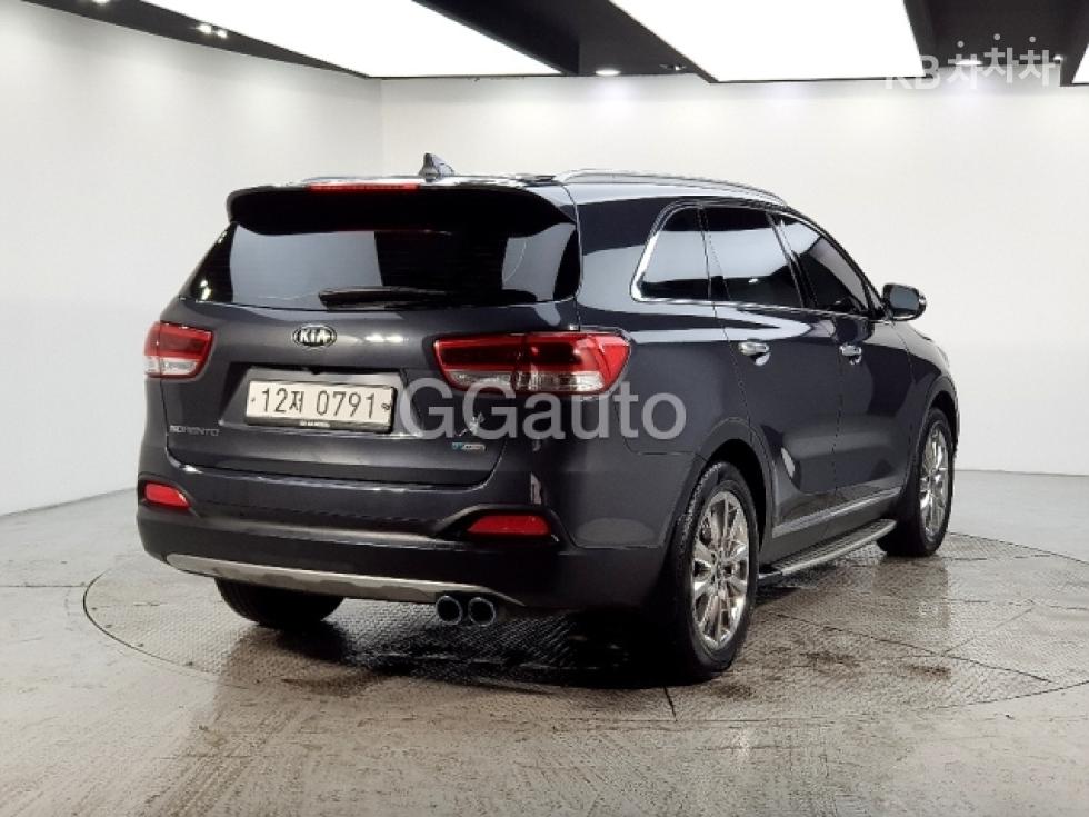 2016 - kia sorento
