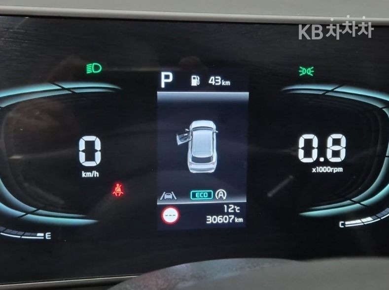 2022 - kia sportage