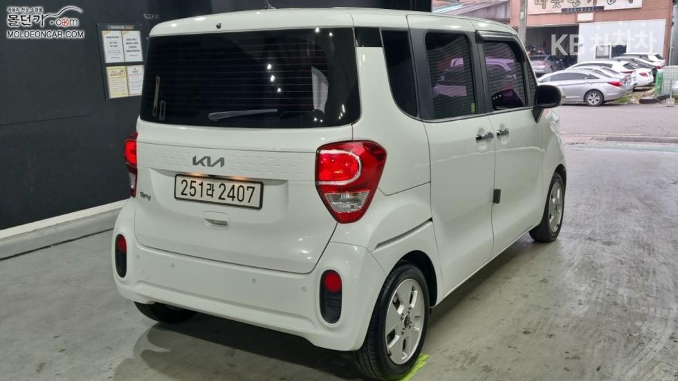 2022 - kia ray