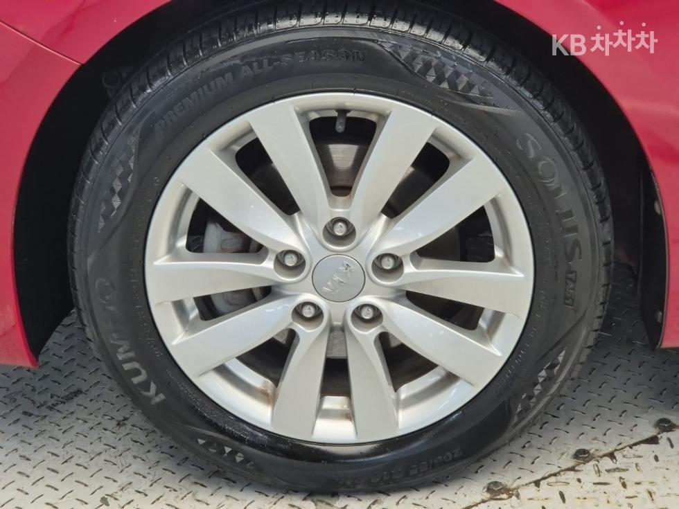 2013 - kia k3