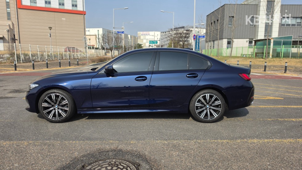 2025 - bmw 3 series