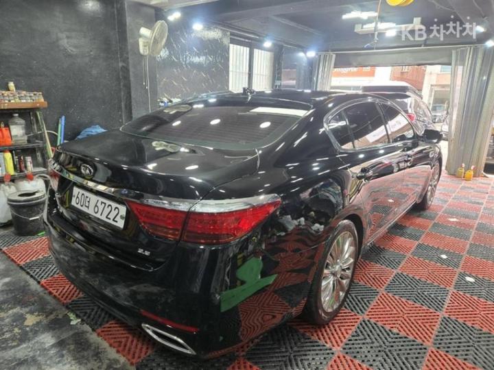 Kia K9 3.8 GDI Noblesse 4