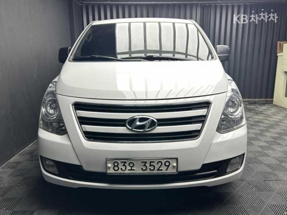 2018 hyundai grand starex