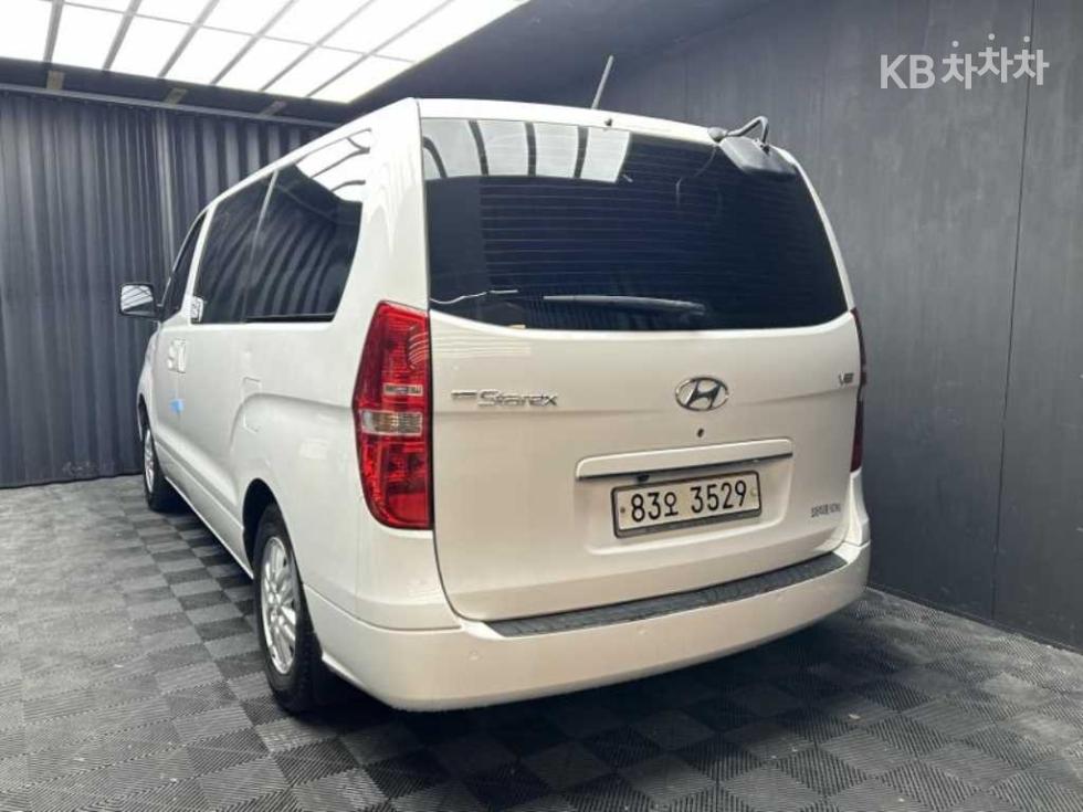 2018 - hyundai grand starex