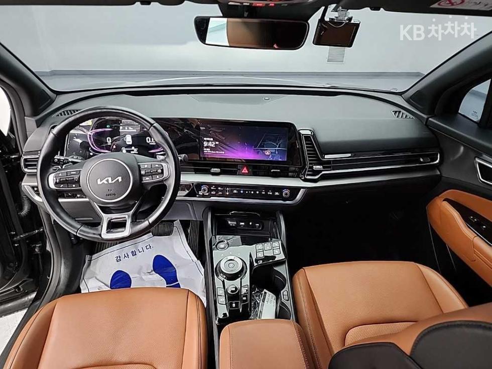 2023 - kia sportage